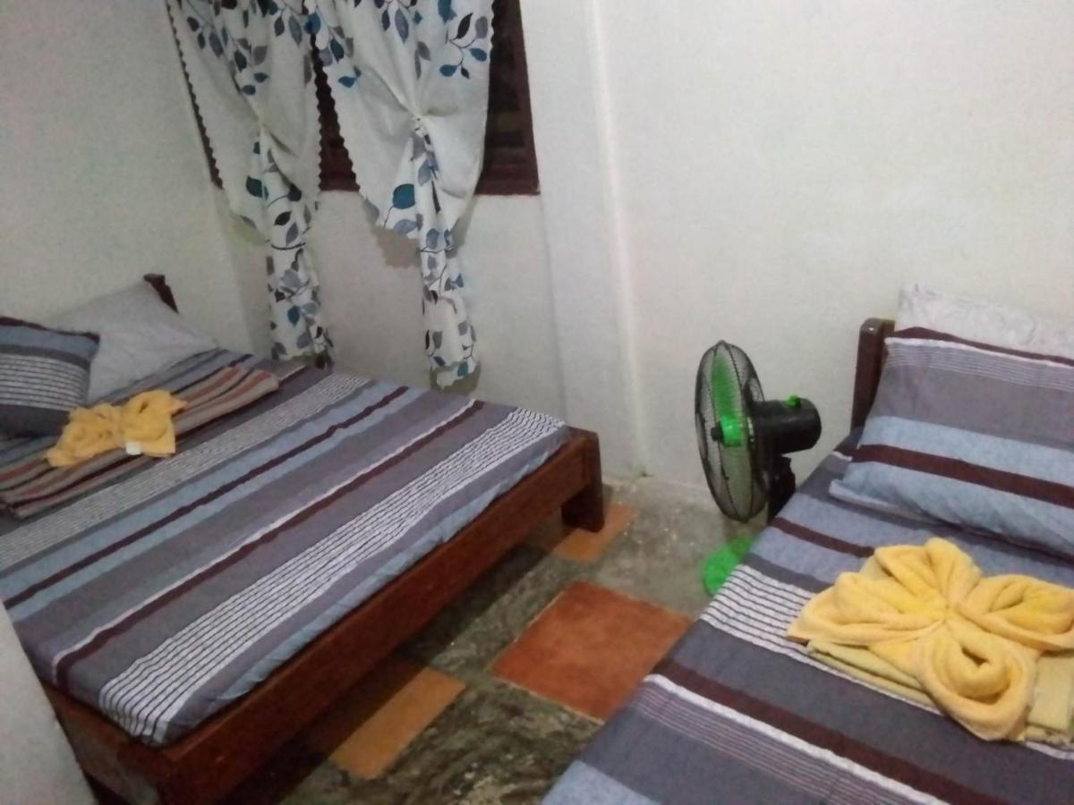 Shalom Camp Hotel El Nido Buitenkant foto