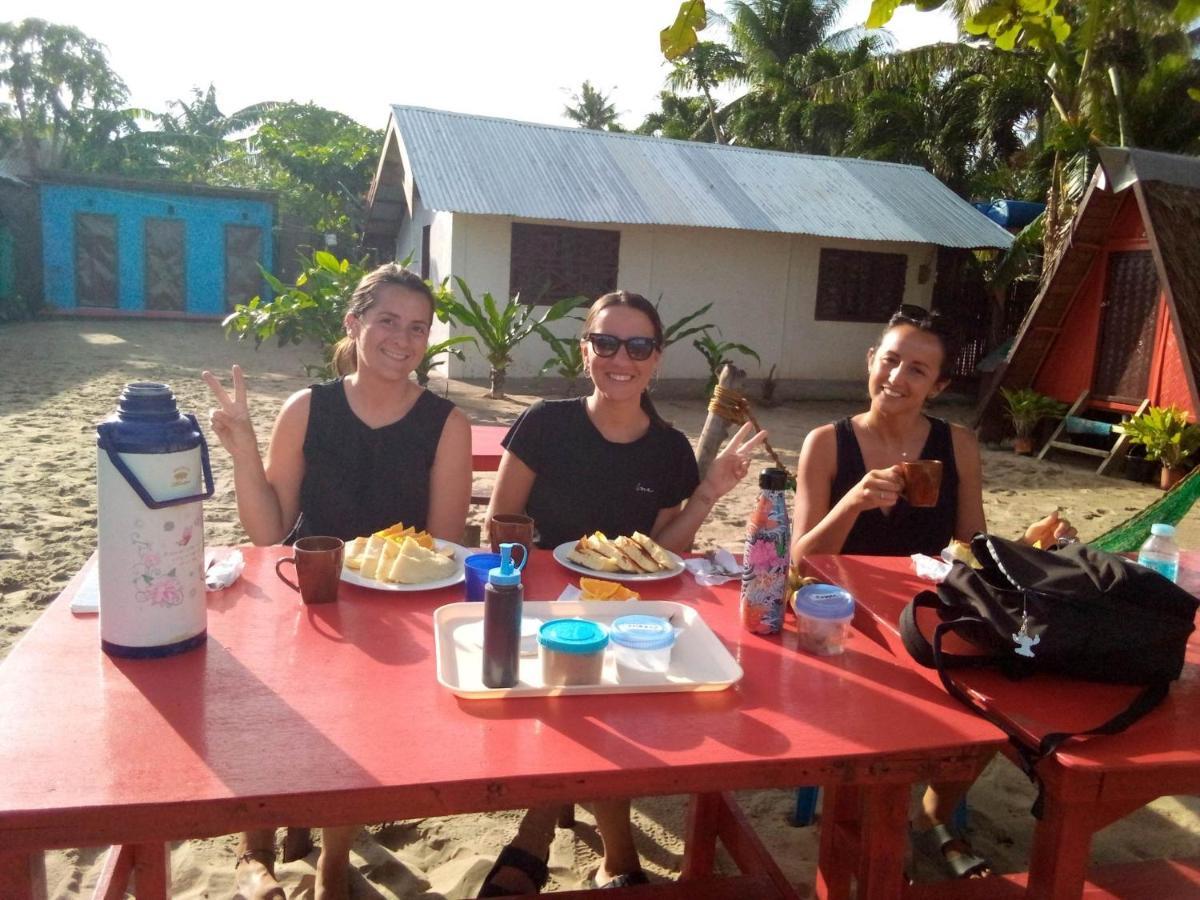 Shalom Camp Hotel El Nido Buitenkant foto