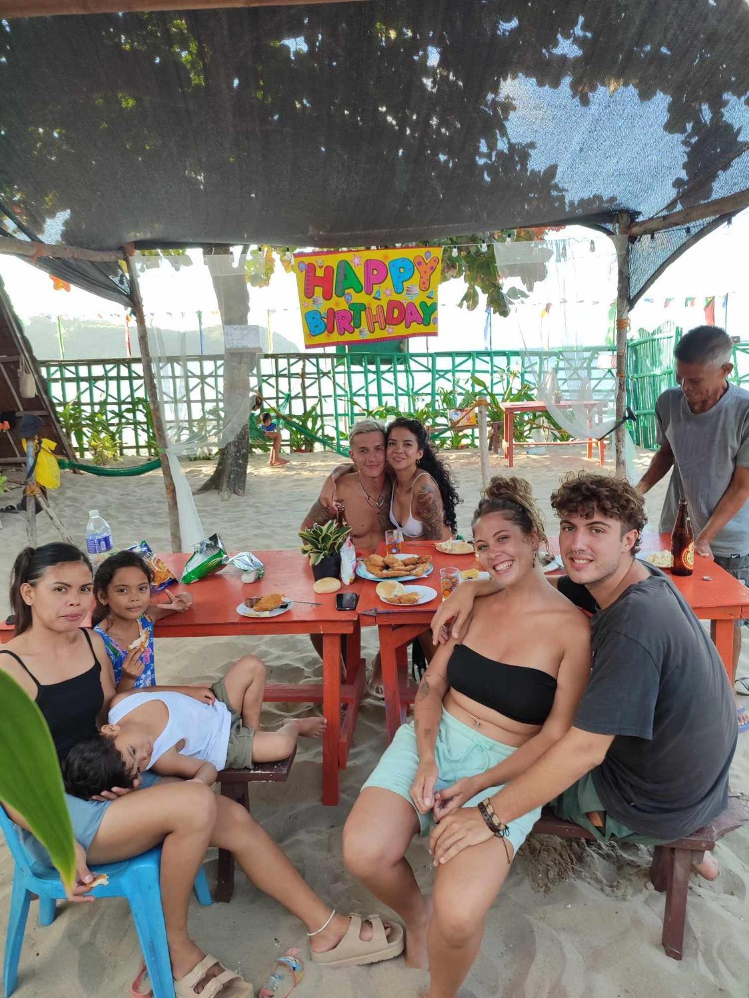 Shalom Camp Hotel El Nido Buitenkant foto